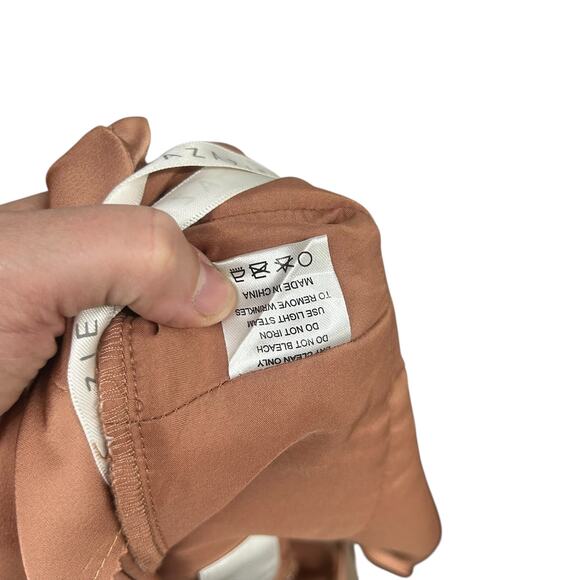 Romantic satin bridesmaid gown Azazie flutter sleeve‎ formal dress size A14 - Picture 10 of 10